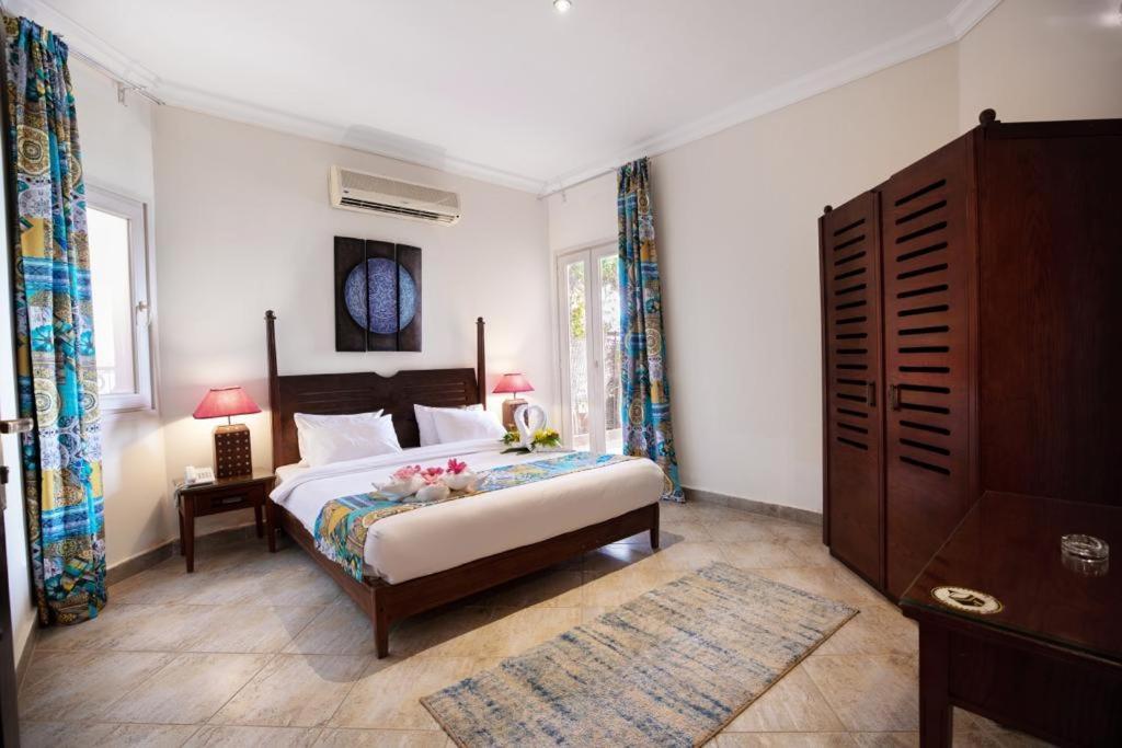 Golden Ocean Marina Hotel El Alamein Extérieur photo