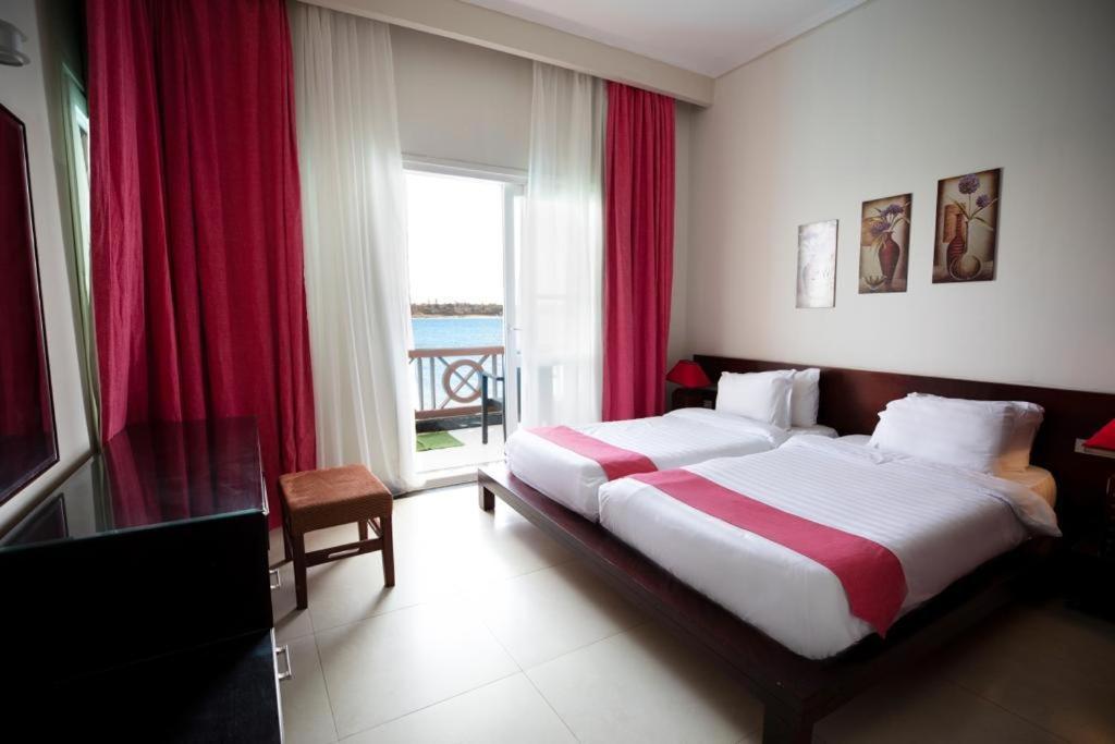 Golden Ocean Marina Hotel El Alamein Extérieur photo